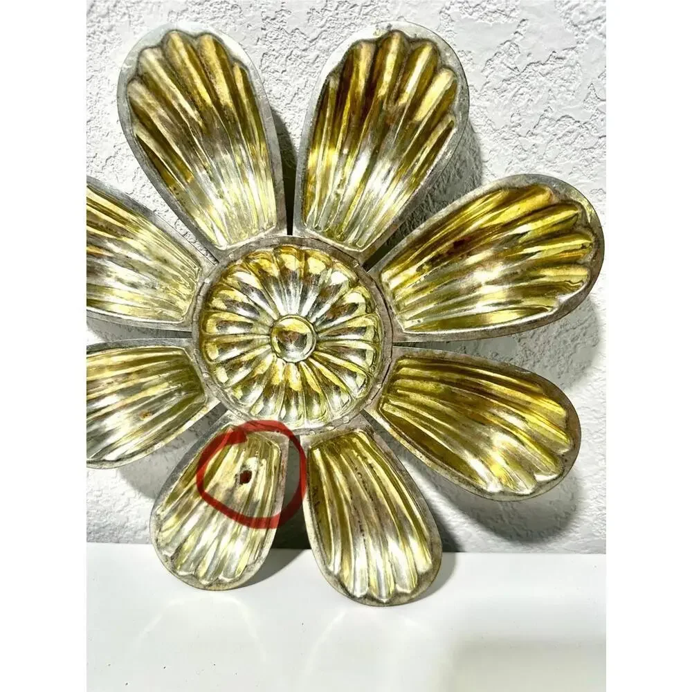 Vintage Tart Tin Daisy Flower Brass Color Stainless Steel Plate Serving Tray